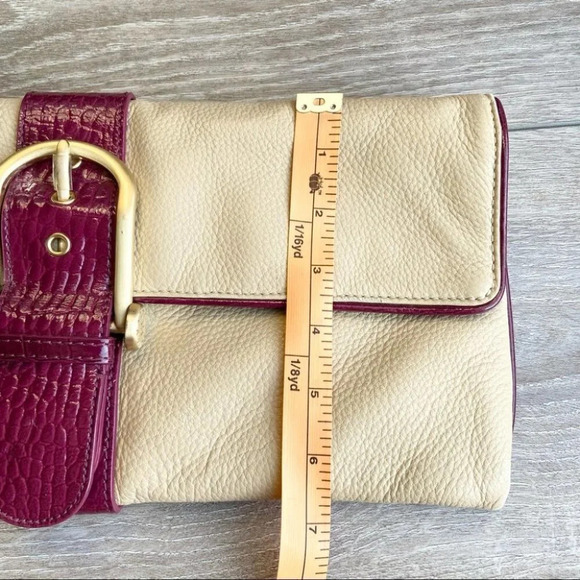 BCBGMAXAZRIA  Cream Leather Clutch - Picture 14 of 16